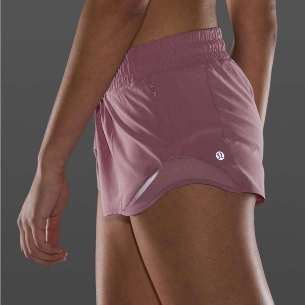 lululemon athletica light pink/mauve hottie hot shorts
